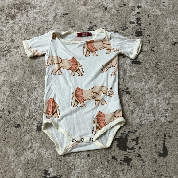 Milkbarn Baby Girl Elephant Onesie Size 6-12 Months - Picture 1 of 3